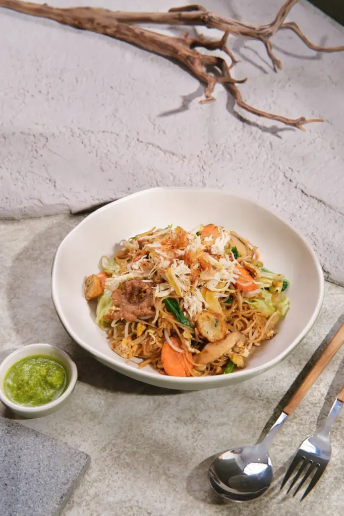 Bihun Goreng Komplit